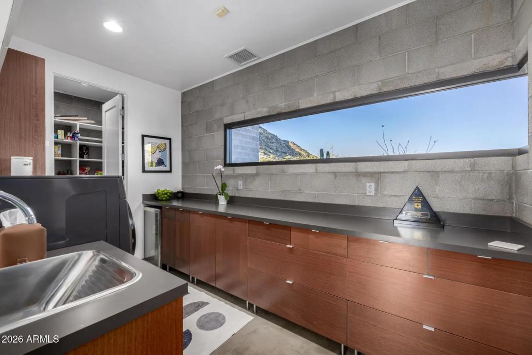 Real Estate Picture 39