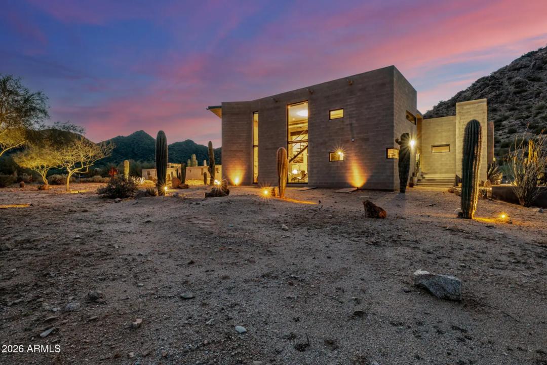 Real Estate Picture 43