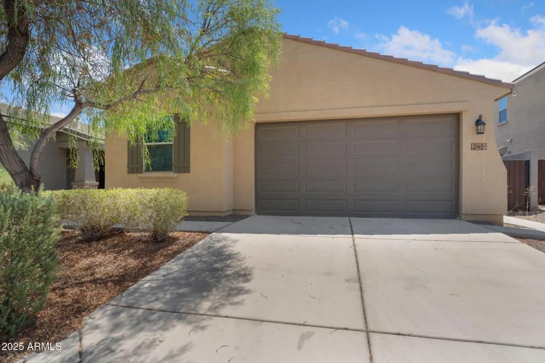 Real Estate Picture 18