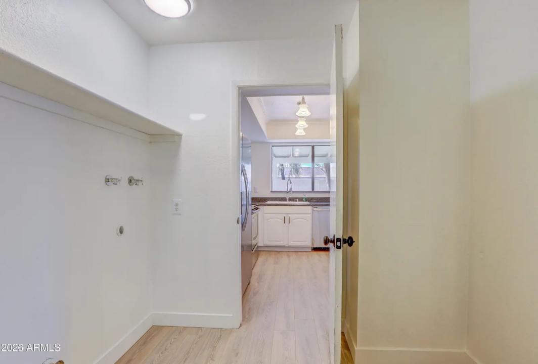 Real Estate Picture 22