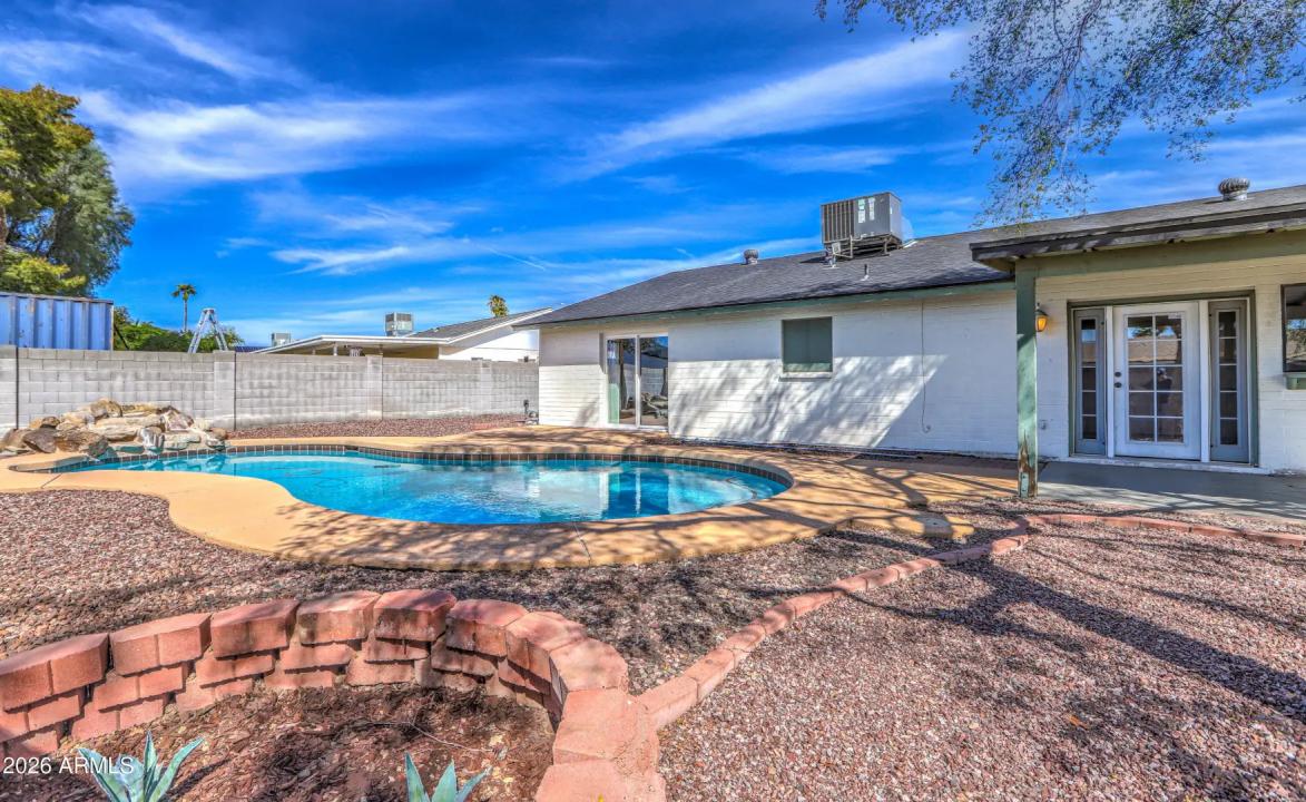 Real Estate Picture 32