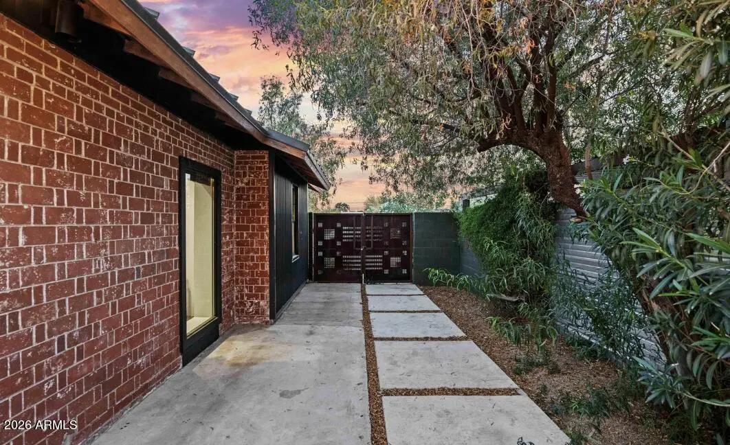 Real Estate Picture 35