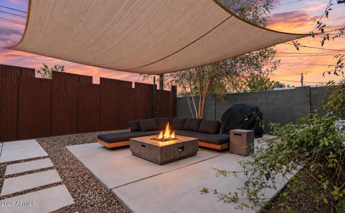 Real Estate Picture 37