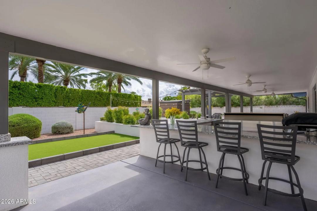 Real Estate Picture 19