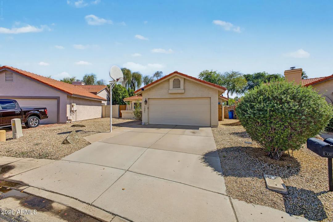 Real Estate Picture 3