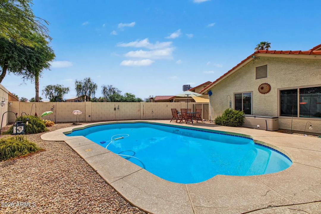 Real Estate Picture 34