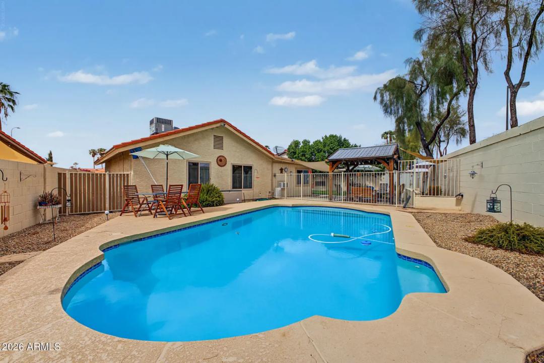 Real Estate Picture 35