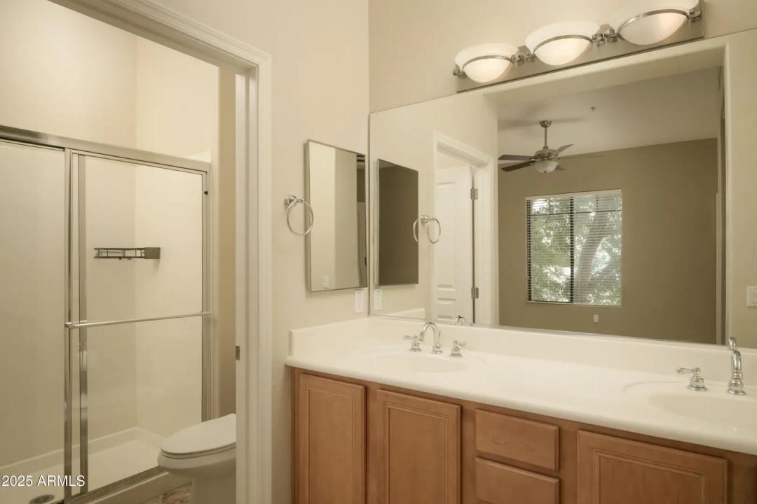 Real Estate Picture 17