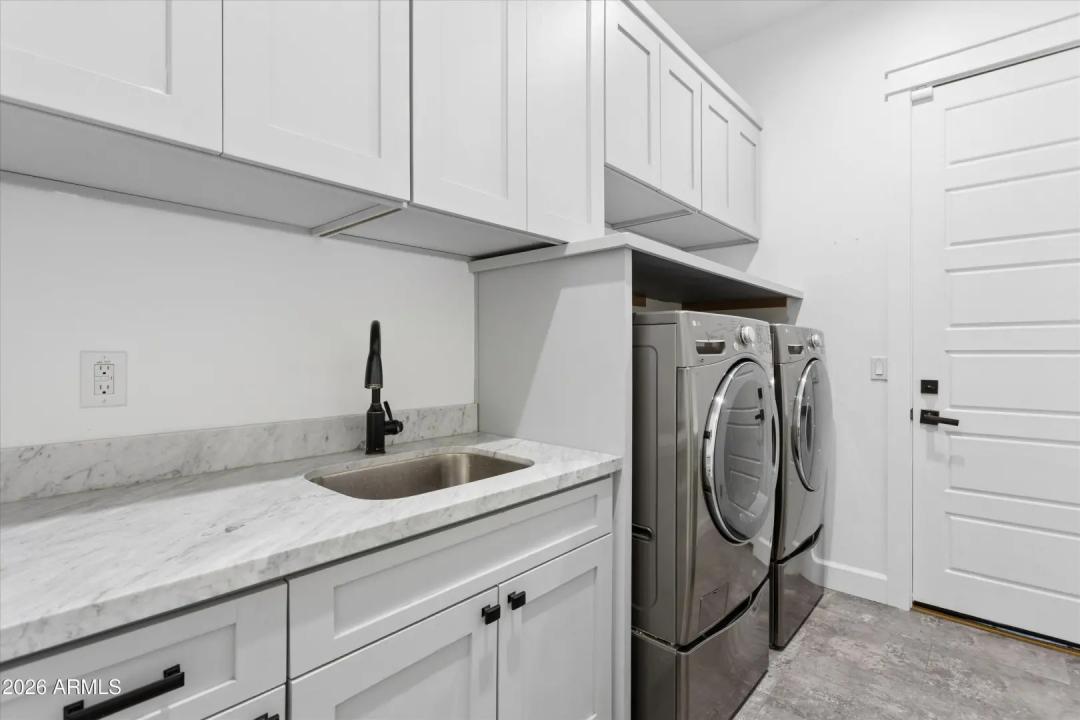 Real Estate Picture 20