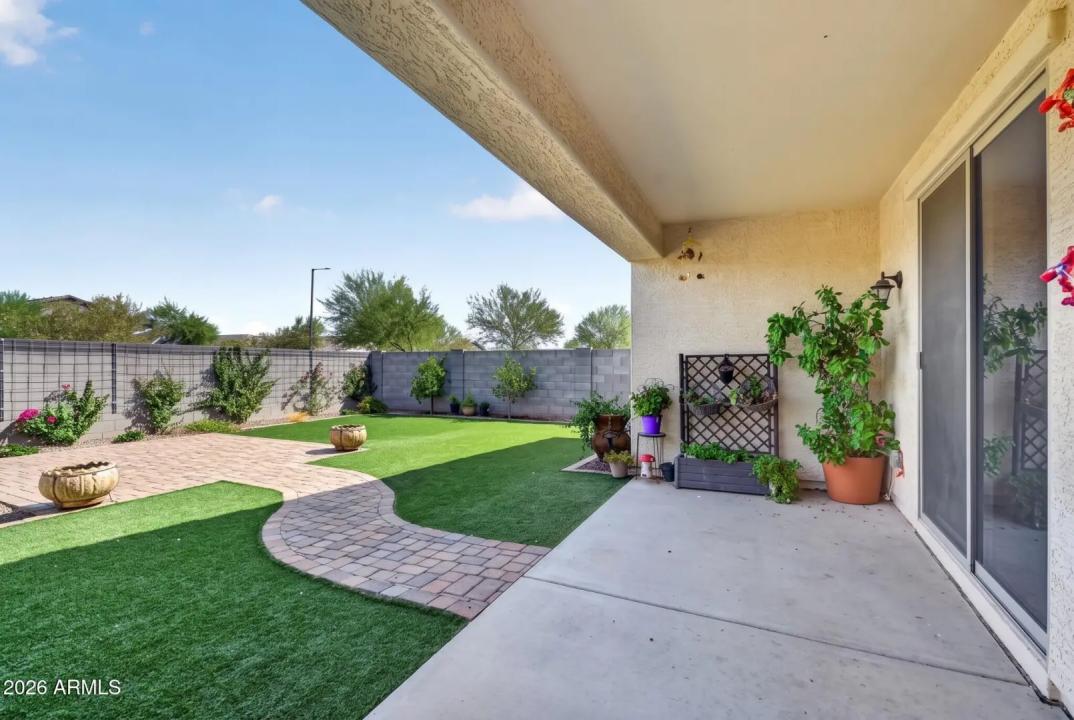 Real Estate Picture 37