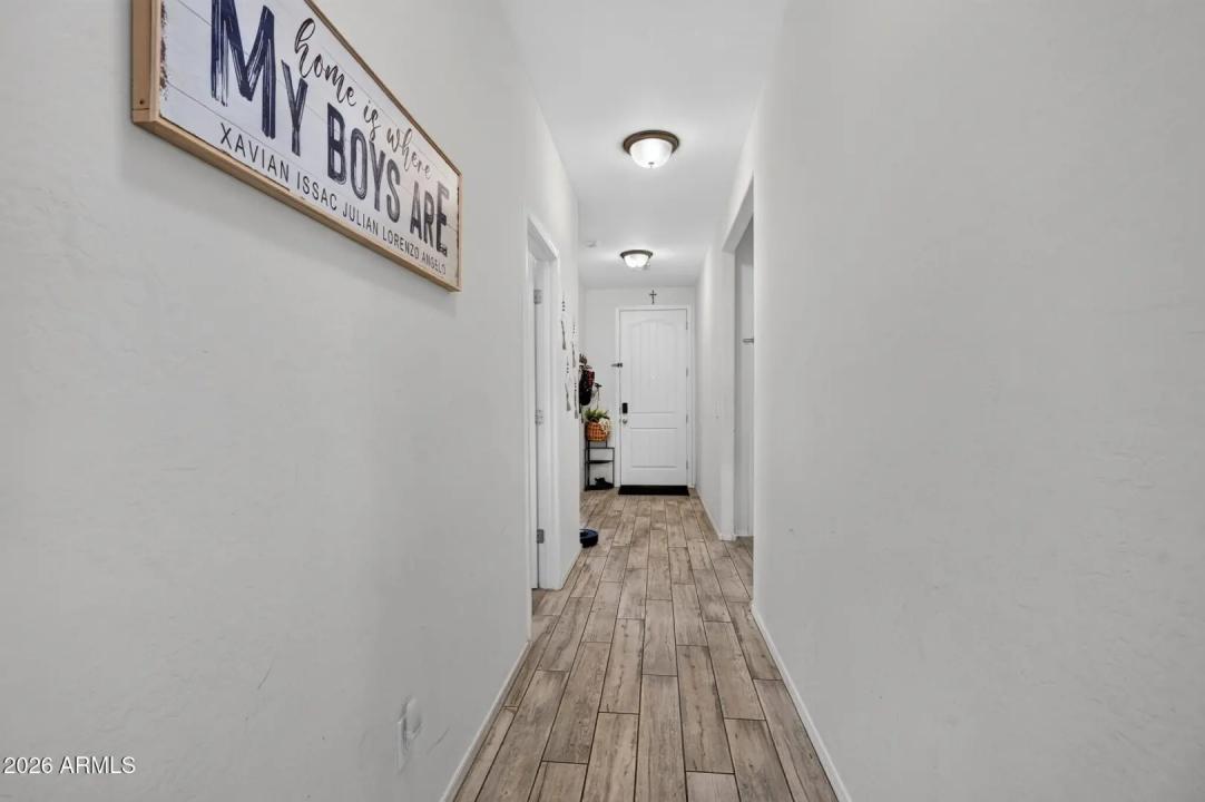 Real Estate Picture 27
