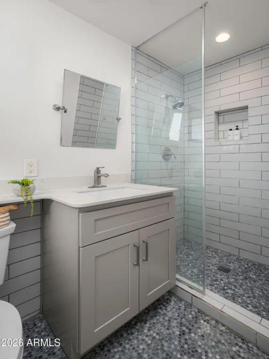 Real Estate Picture 10