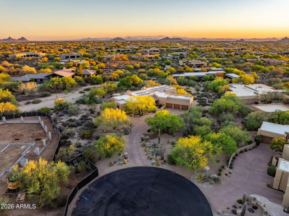 Real Estate Picture 64