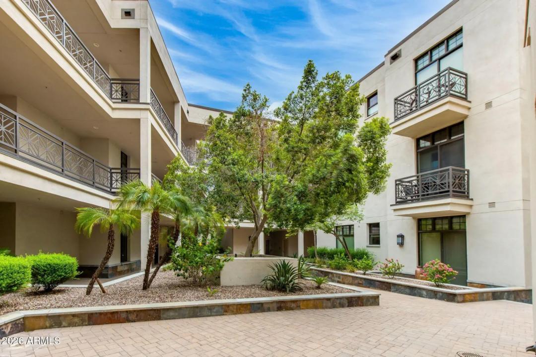 Real Estate Picture 2