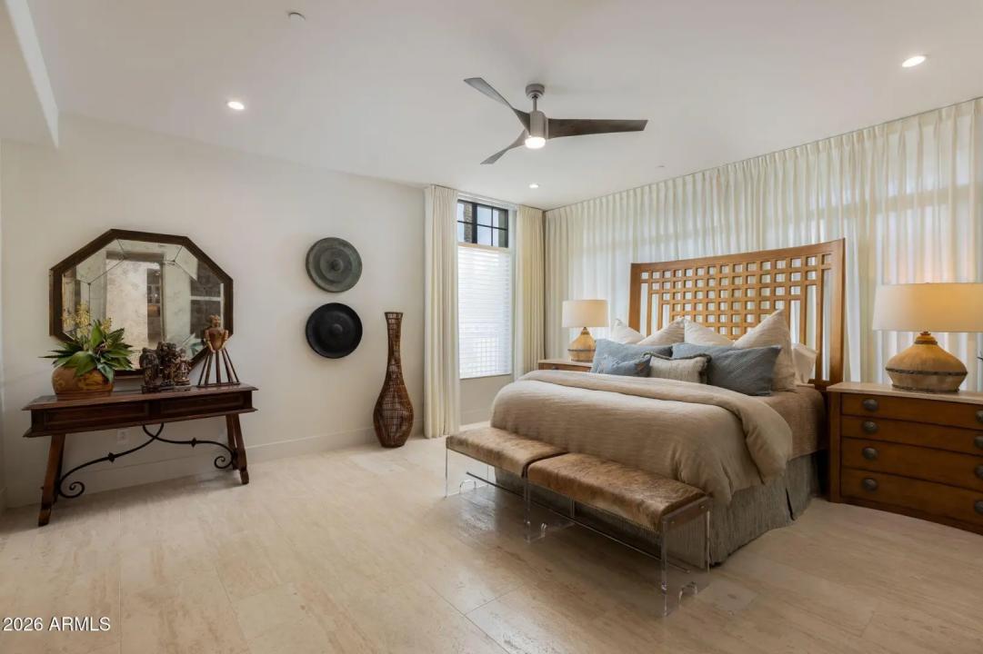 Real Estate Picture 21