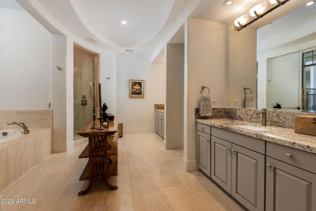 Real Estate Picture 23