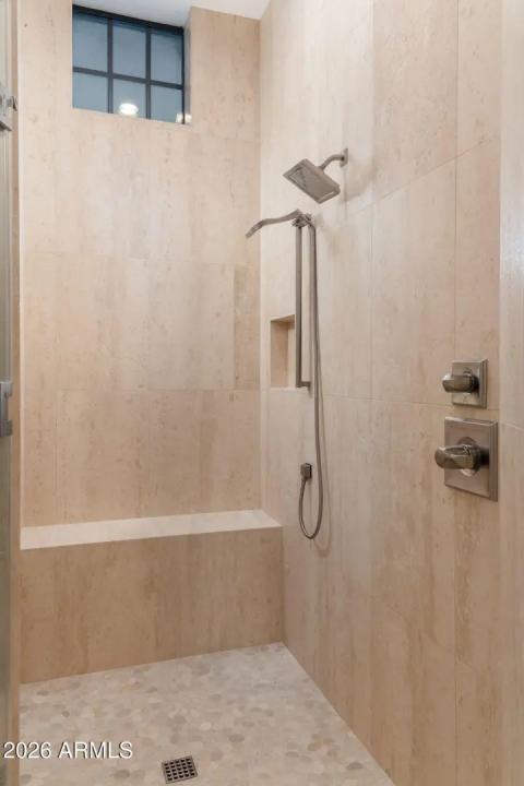 Real Estate Picture 25