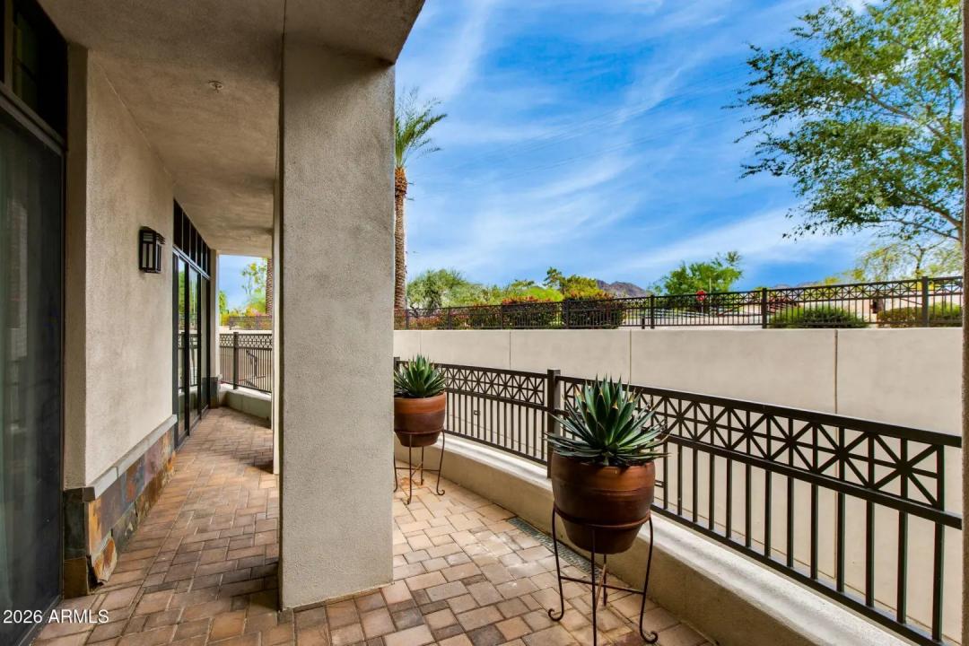 Real Estate Picture 33