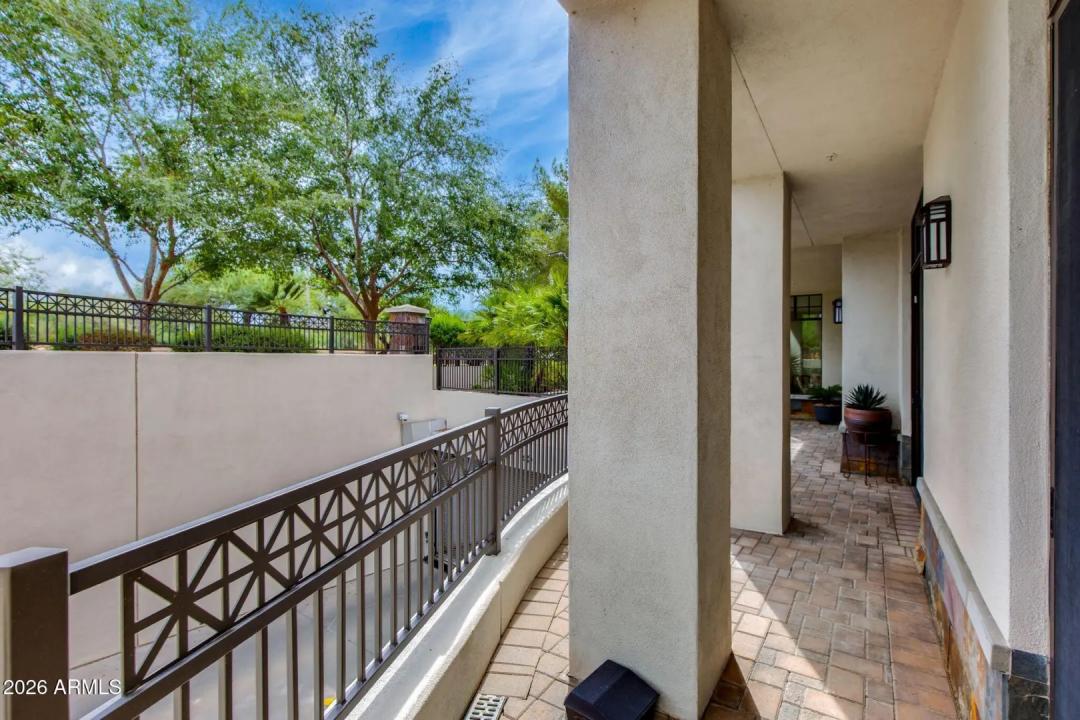 Real Estate Picture 34