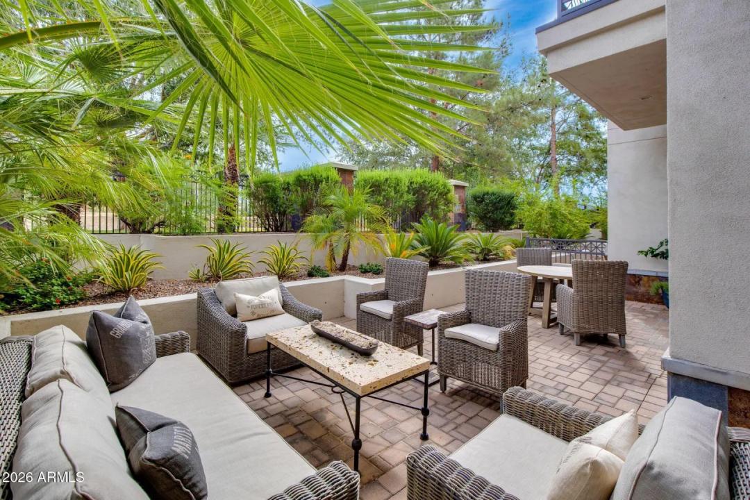 Real Estate Picture 36