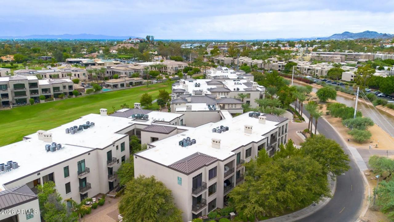 Real Estate Picture 43