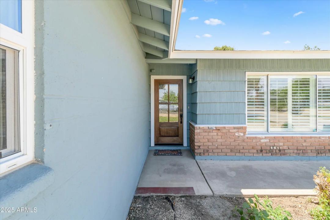 Real Estate Picture 23