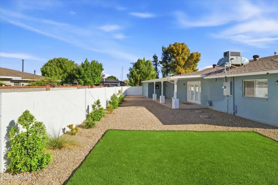 Real Estate Picture 22
