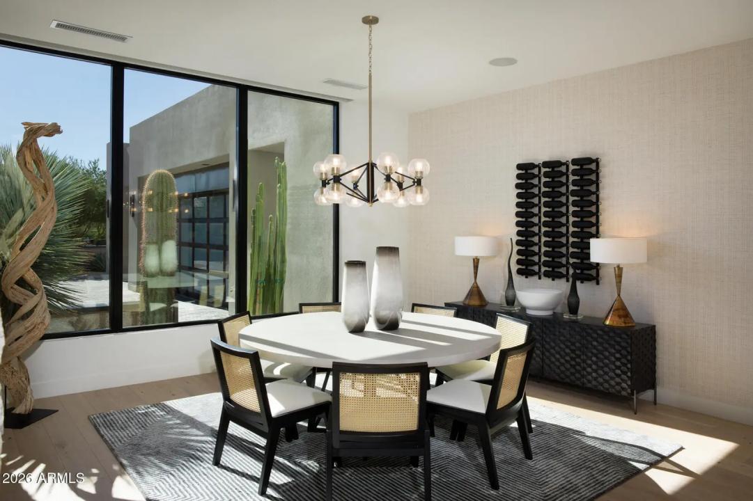 Real Estate Picture 13