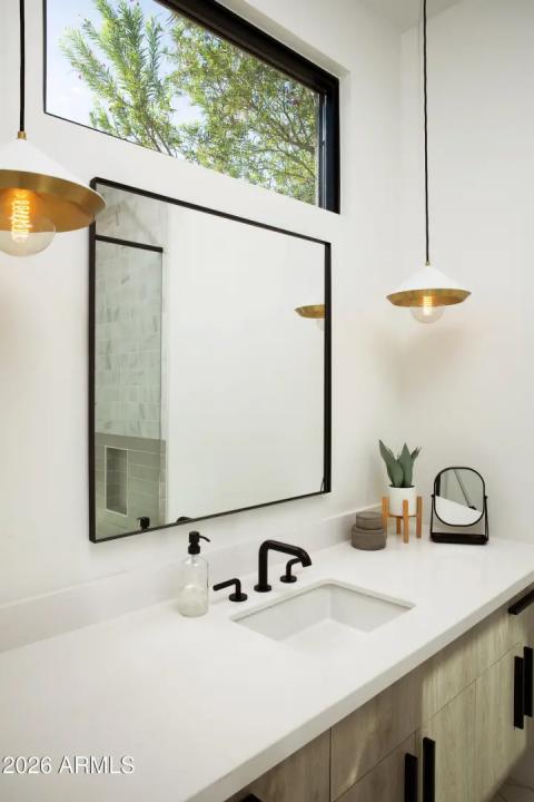 Real Estate Picture 41