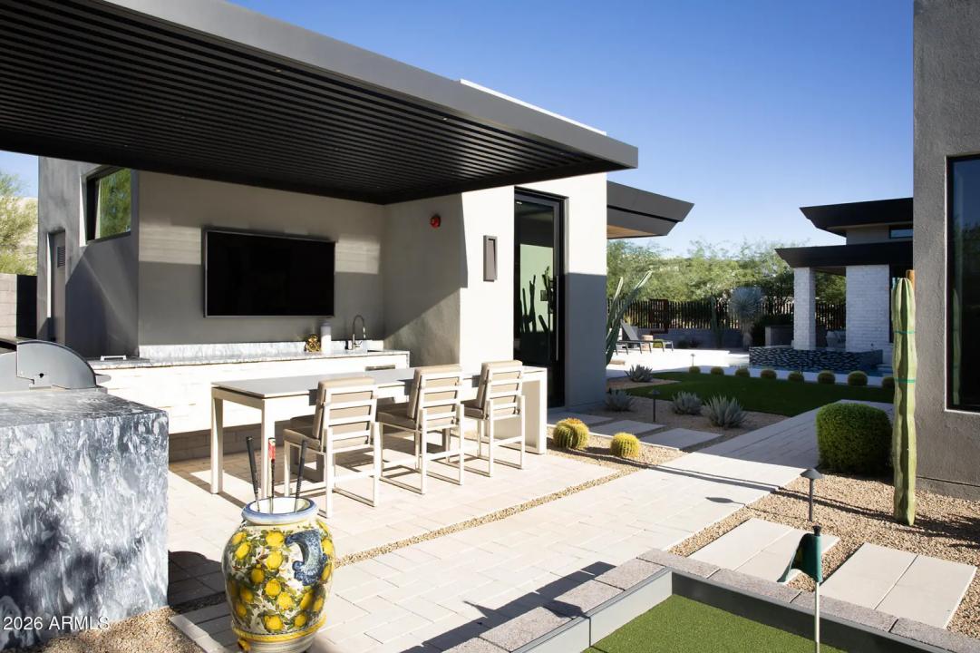 Real Estate Picture 44