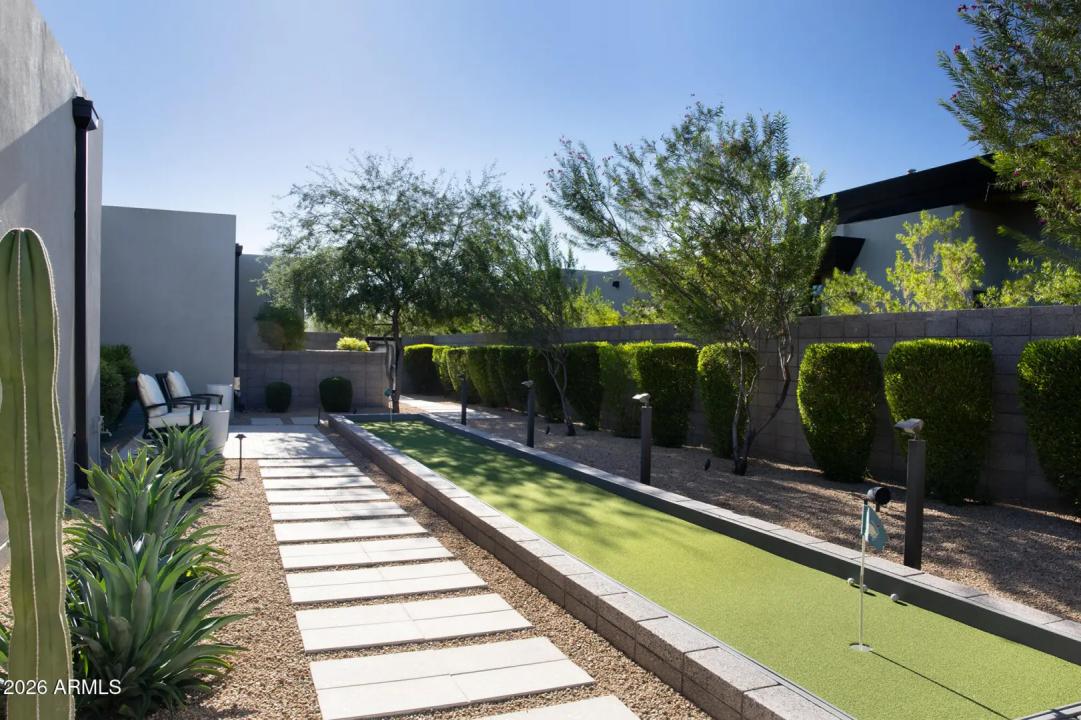 Real Estate Picture 45