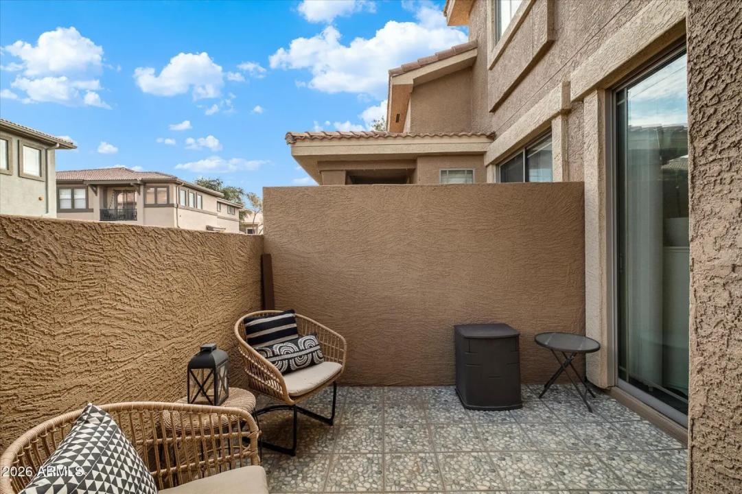 Real Estate Picture 24
