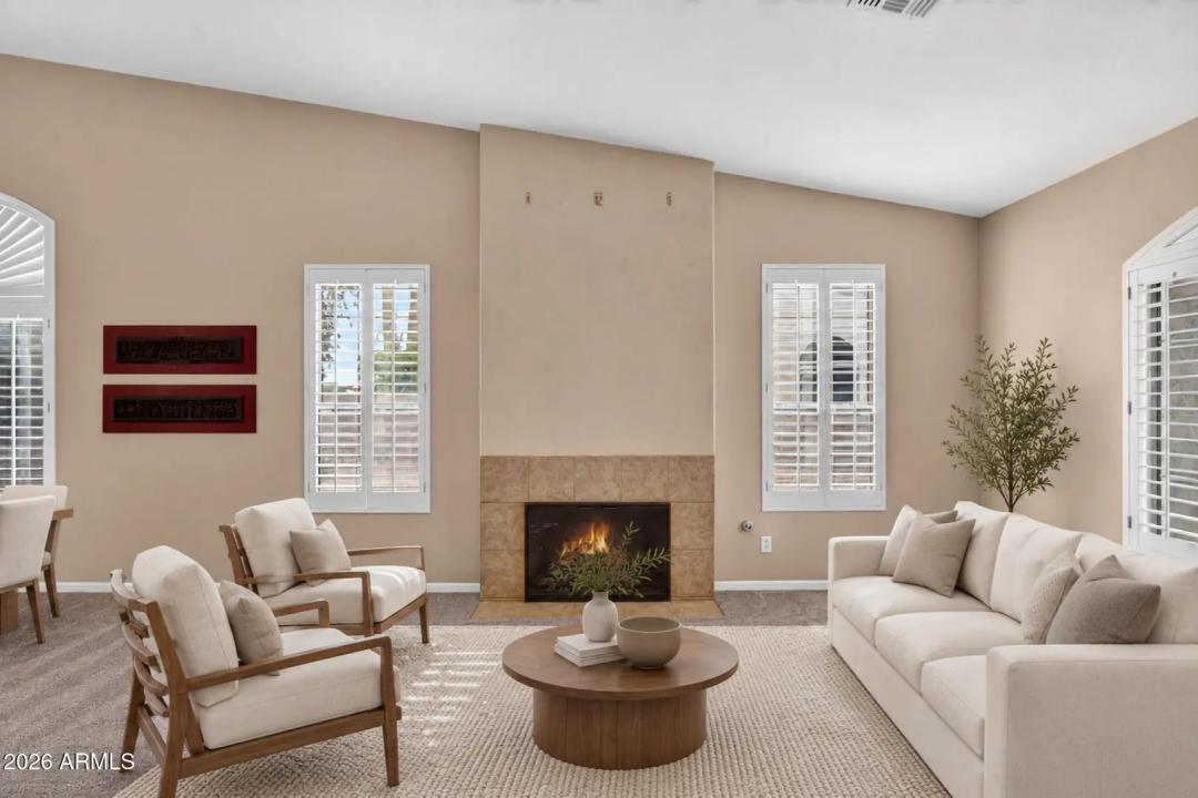 Real Estate Picture 9