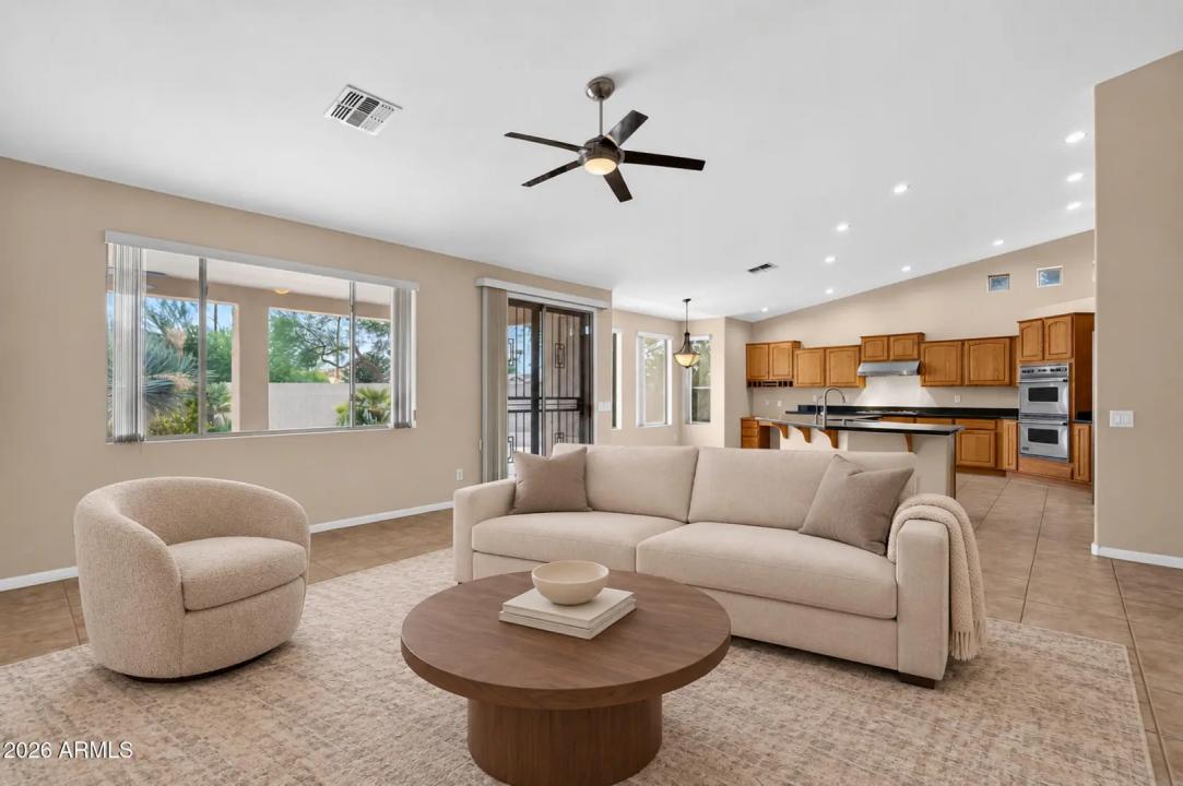 Real Estate Picture 25