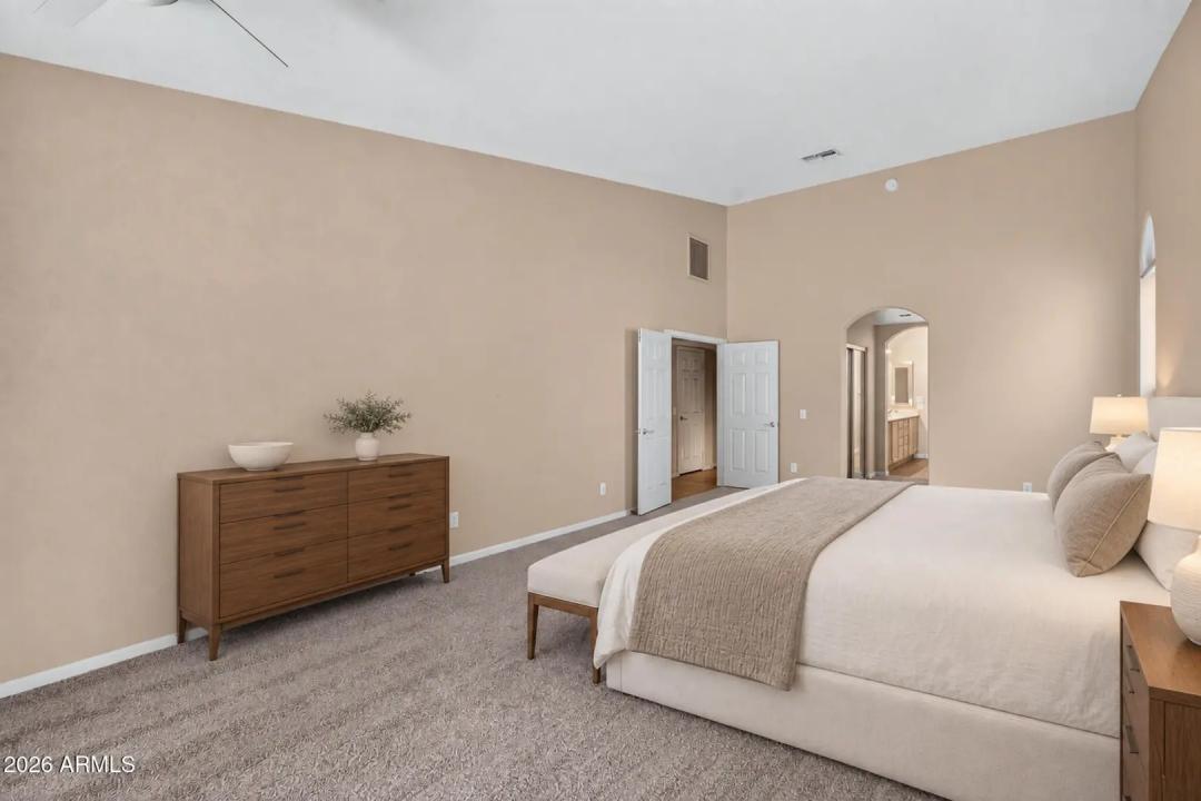 Real Estate Picture 37