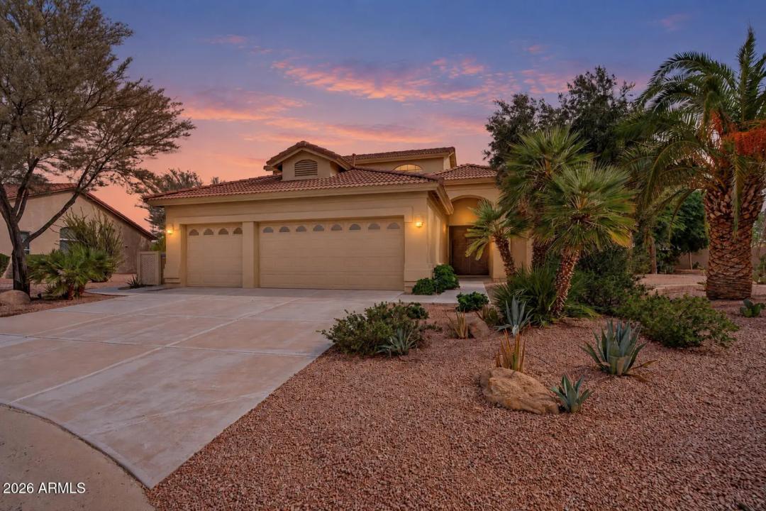 Real Estate Picture 3