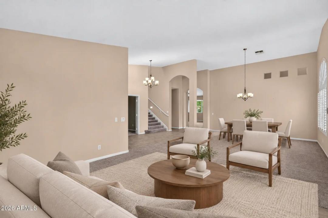 Real Estate Picture 15