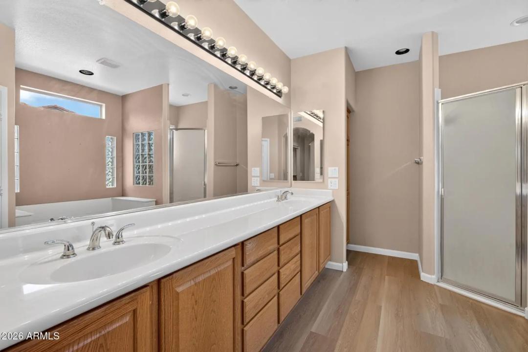 Real Estate Picture 44