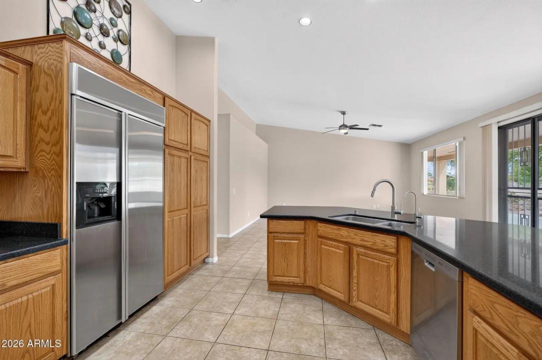Real Estate Picture 30