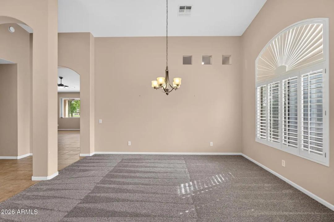 Real Estate Picture 18