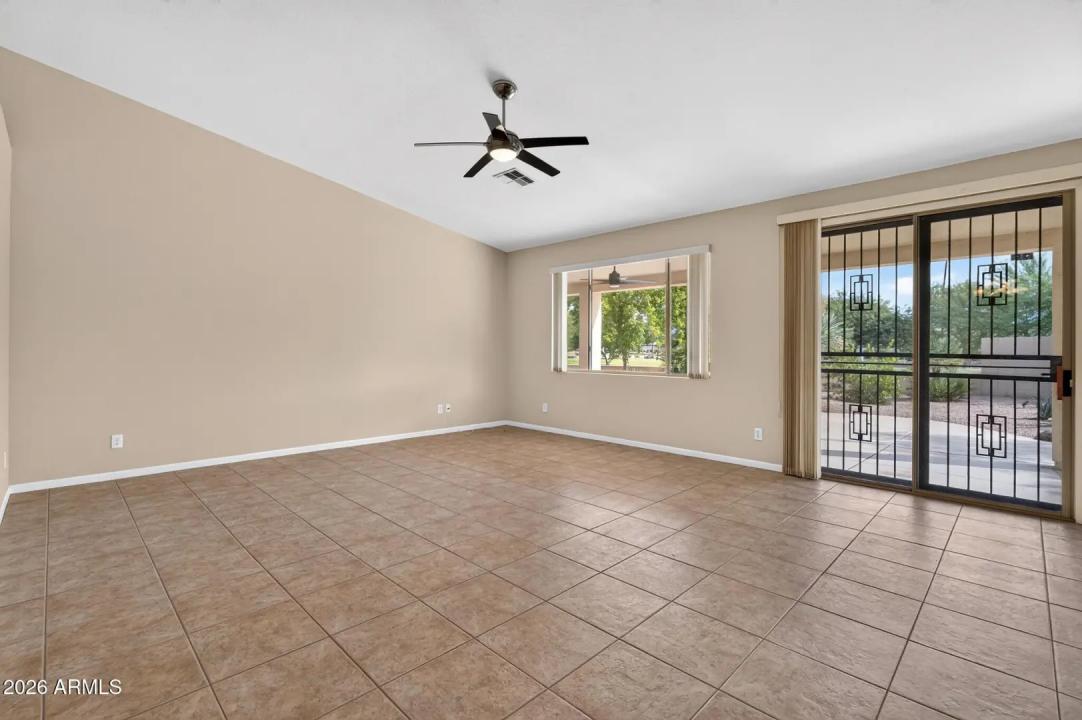 Real Estate Picture 22