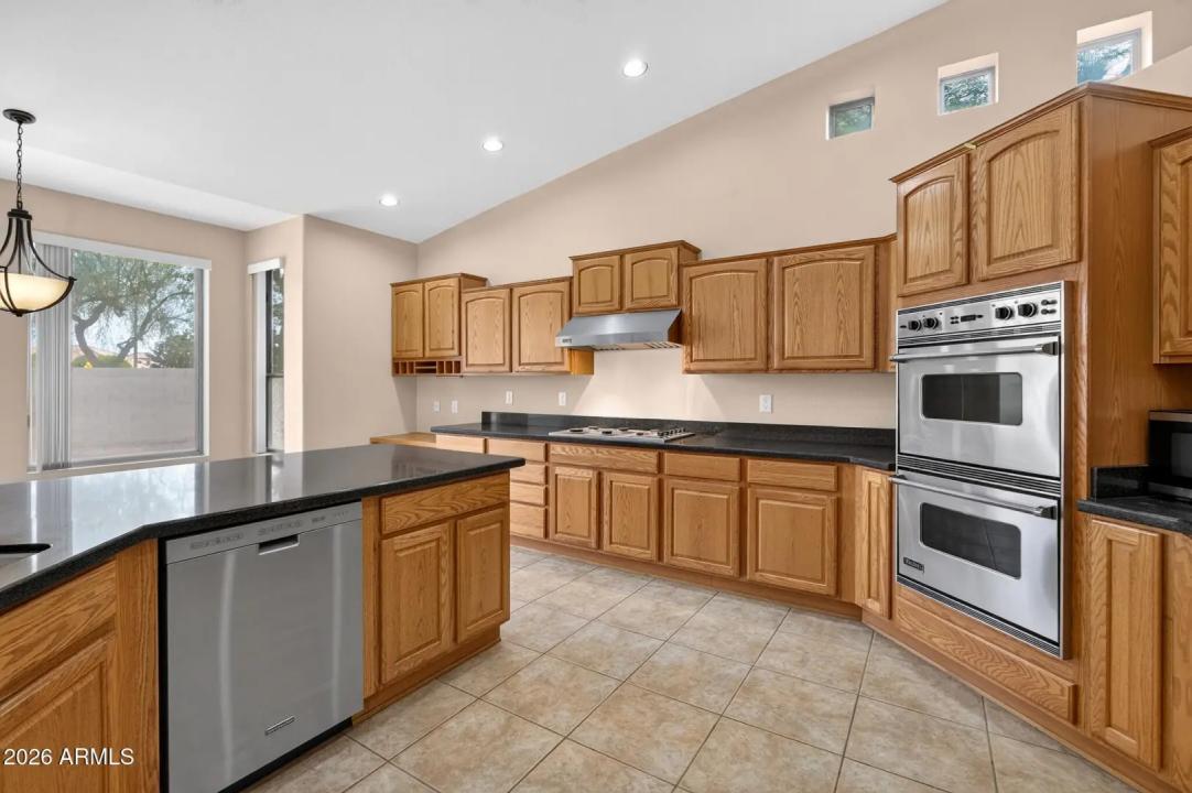 Real Estate Picture 31