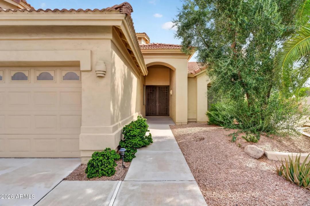 Real Estate Picture 4