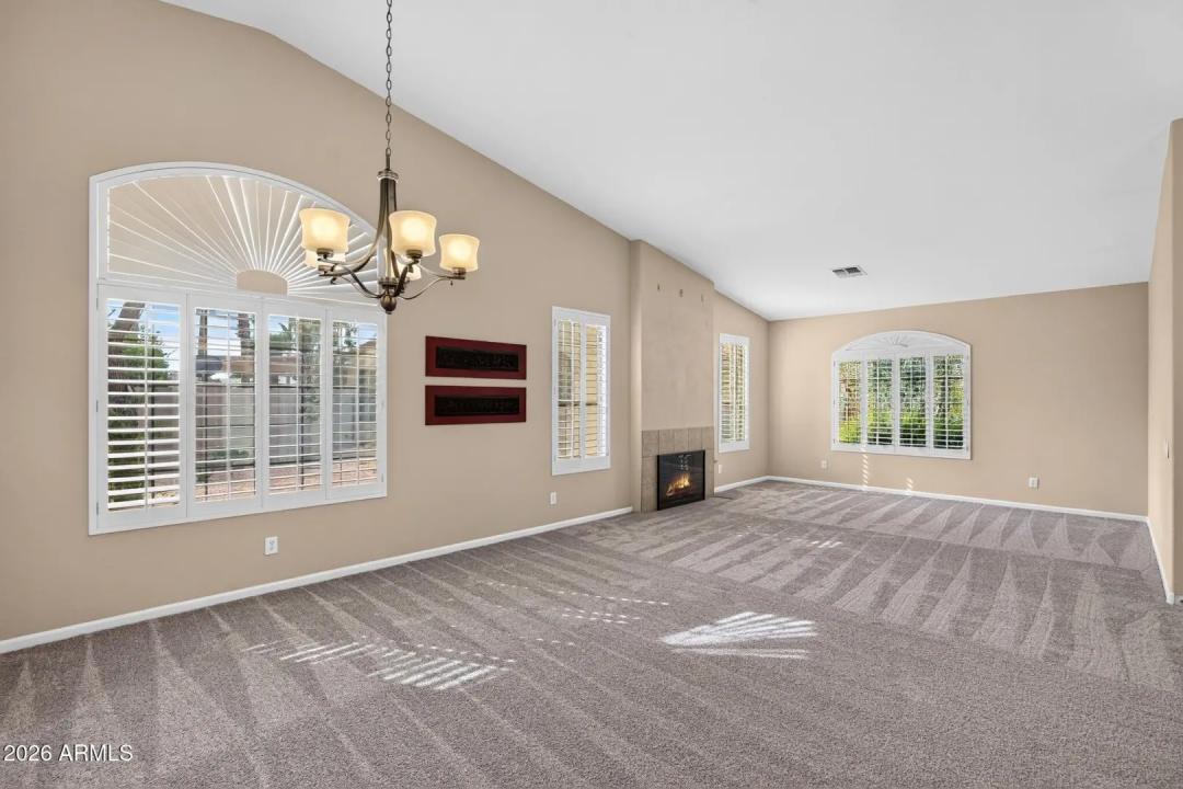 Real Estate Picture 8