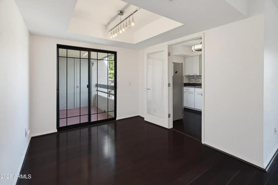 Real Estate Picture 9