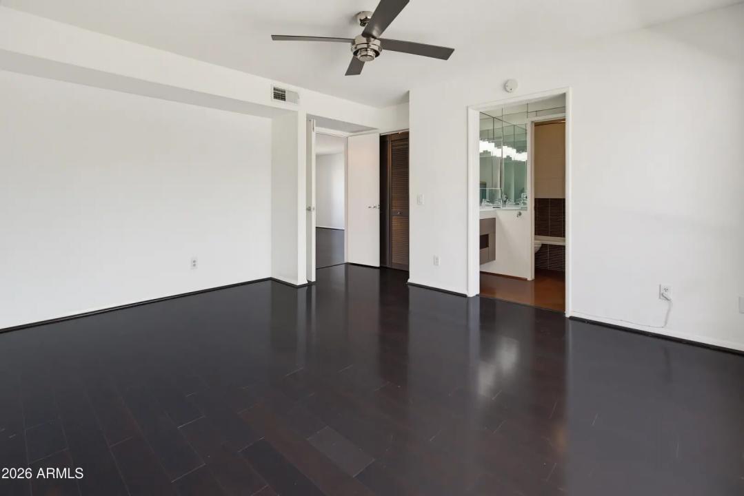 Real Estate Picture 17