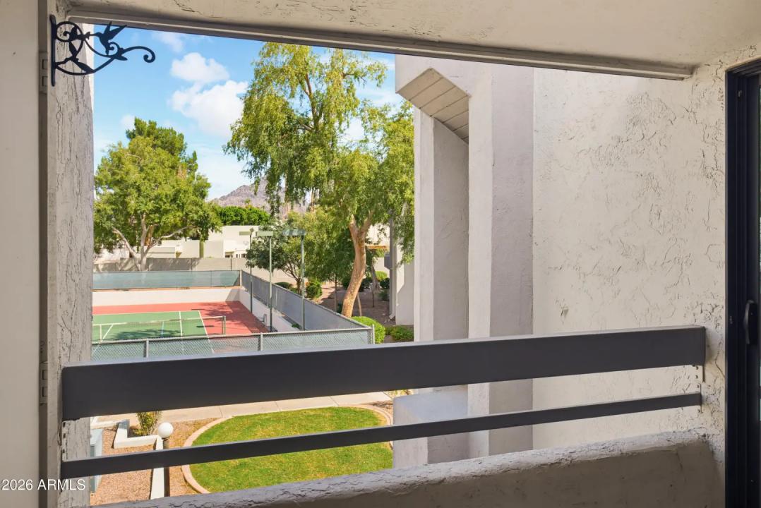 Real Estate Picture 25