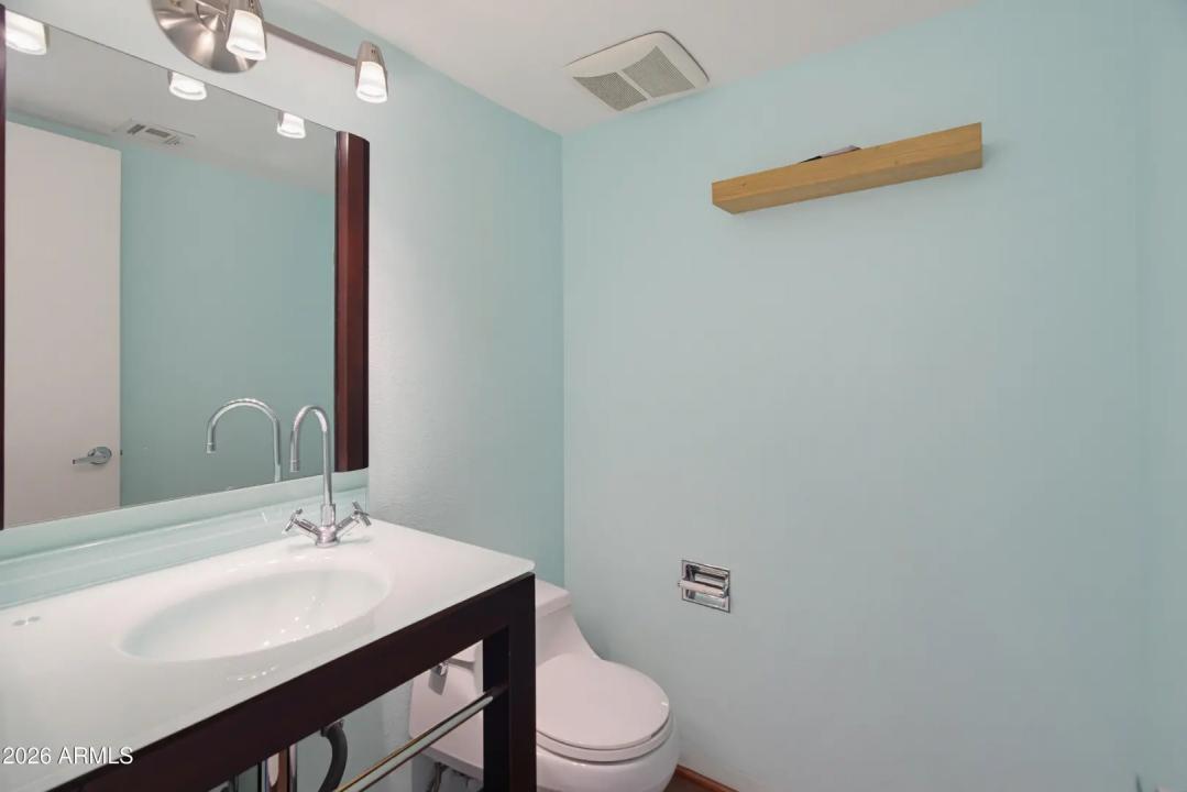 Real Estate Picture 26