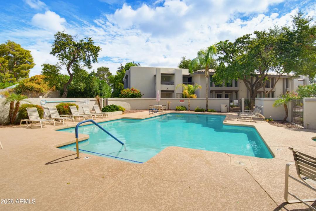 Real Estate Picture 28
