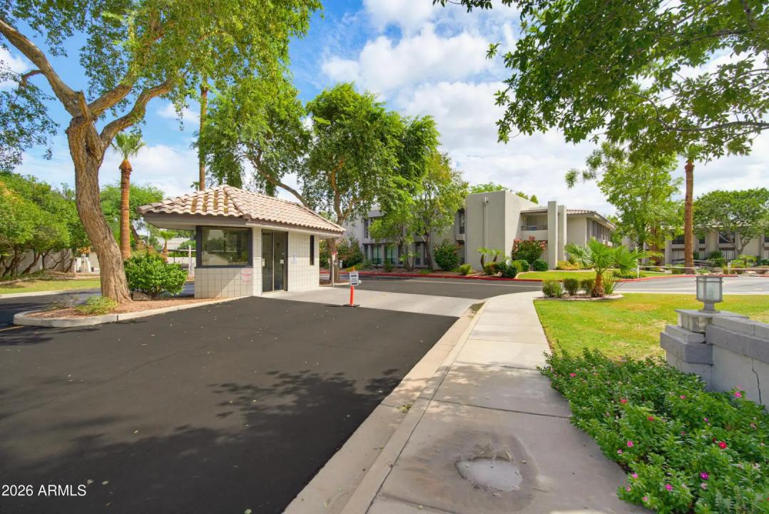 Real Estate Picture 31
